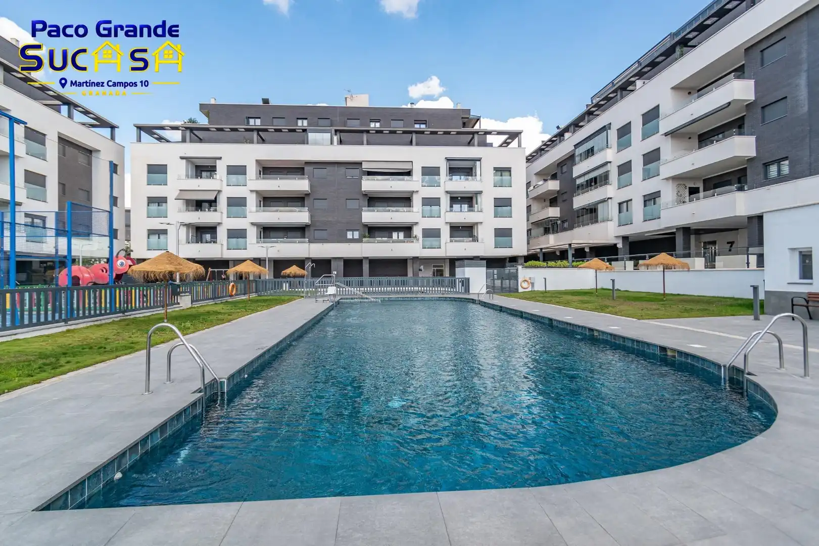 Piso con piscina en venta en Calle DARWIN