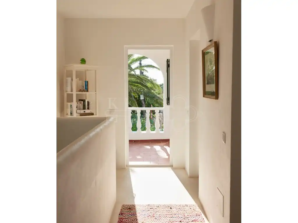 Houses for sale in Es Castell  with Air Conditioner, Heating and Private garden