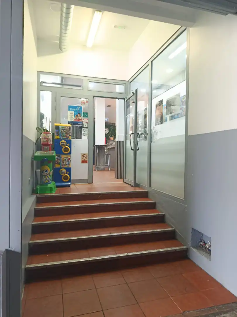 Local en venta en Madrid con Aire acondicionado, Calefacción y Amueblado