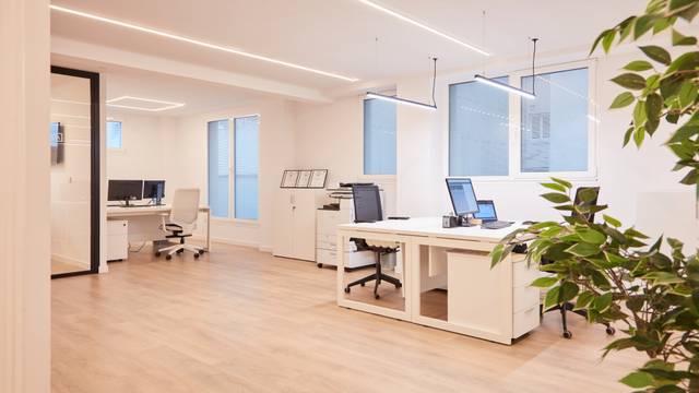 Oficina en Venta en Rúa Calexon, 17 en Lavadores