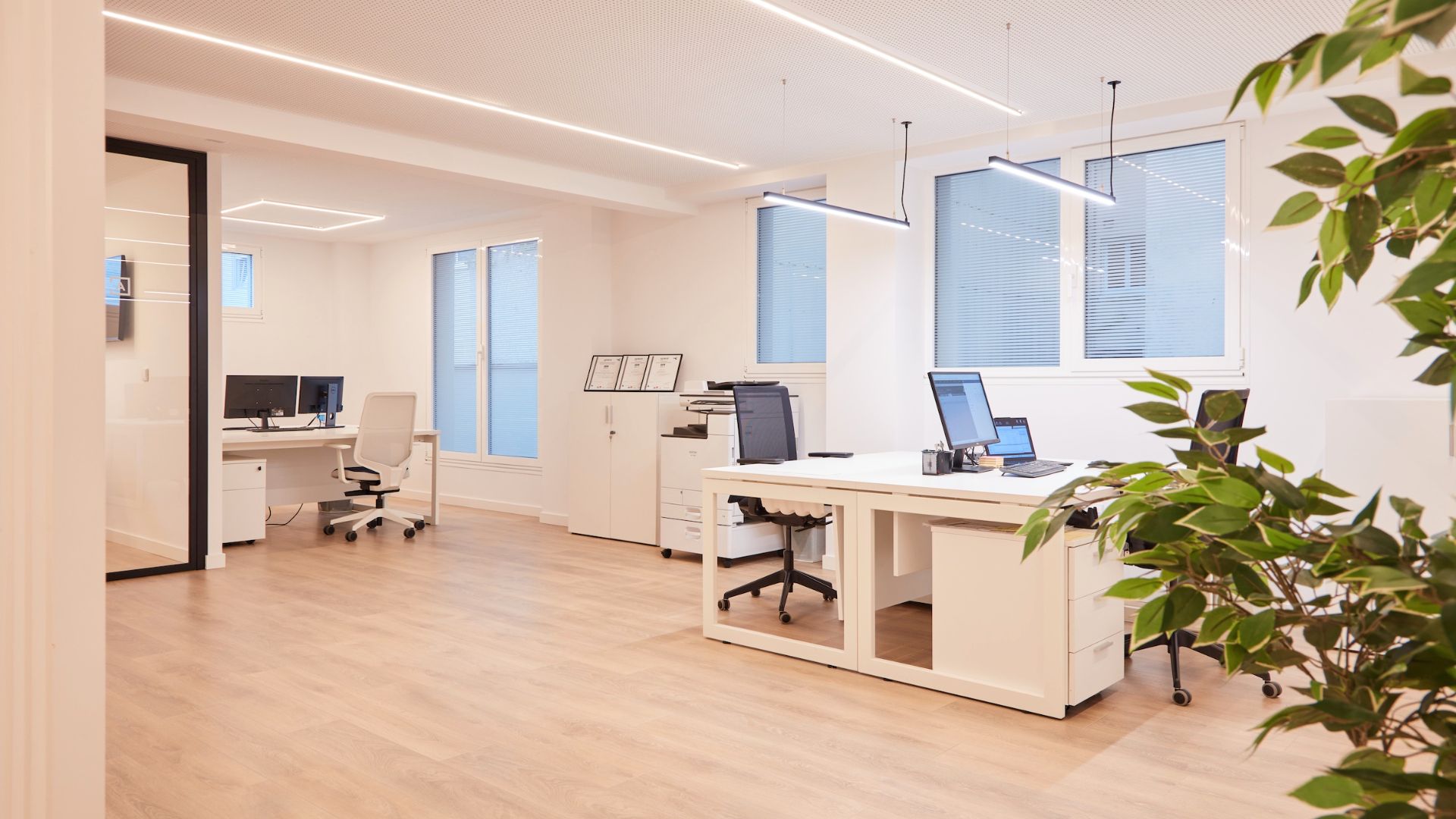 Office for sale in Vigo   with Air Conditioner, Heating and Furnished