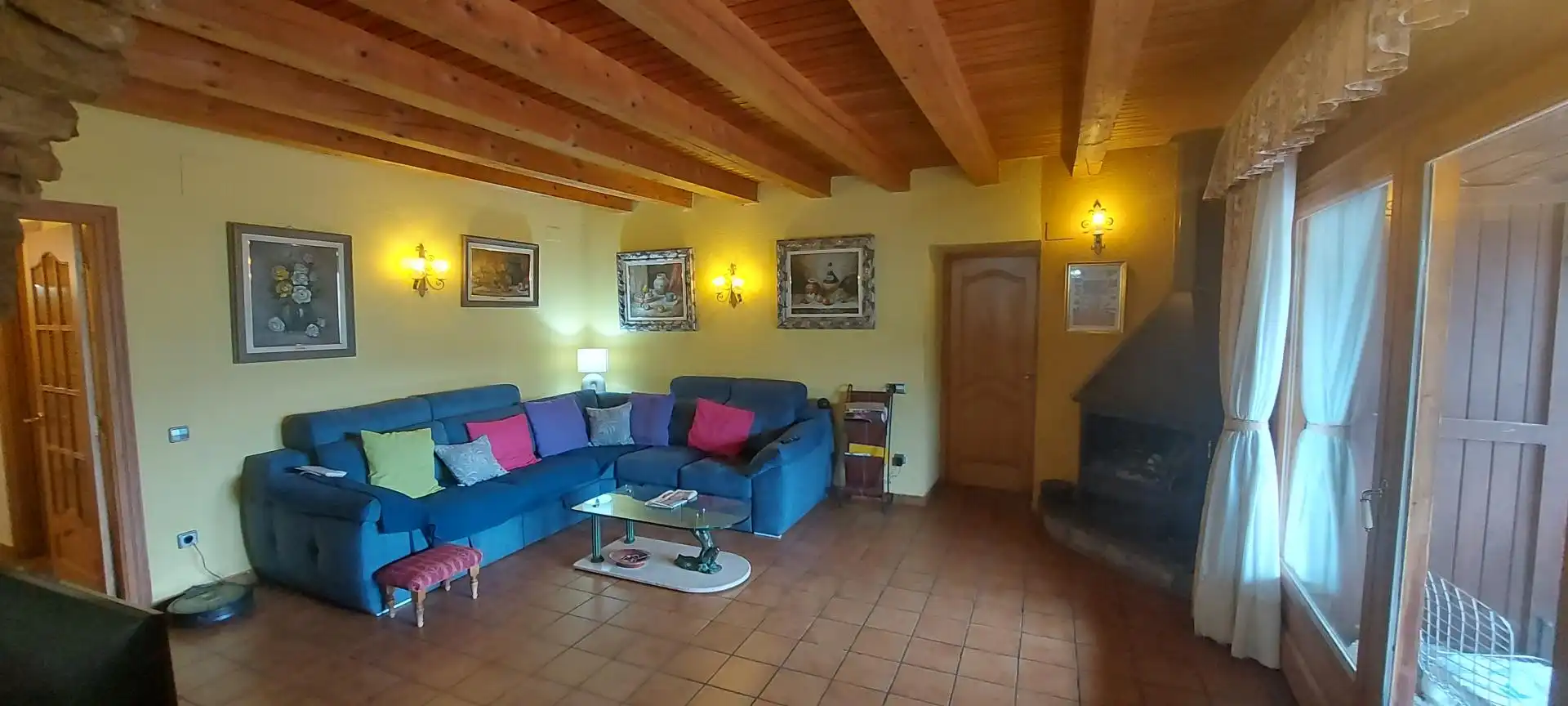Sala d'estar de Casa o xalet en venda en La Seu d'Urgell amb Calefacció