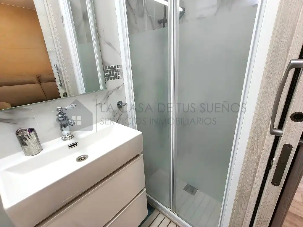 Badezimmer von Einfamilien-Reihenhaus zum Verkauf in Petrer