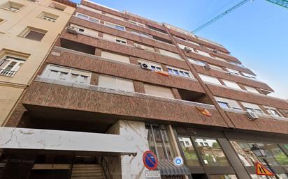 Außenansicht von Wohnung zum verkauf in  Madrid Capital mit Klimaanlage und Terrasse