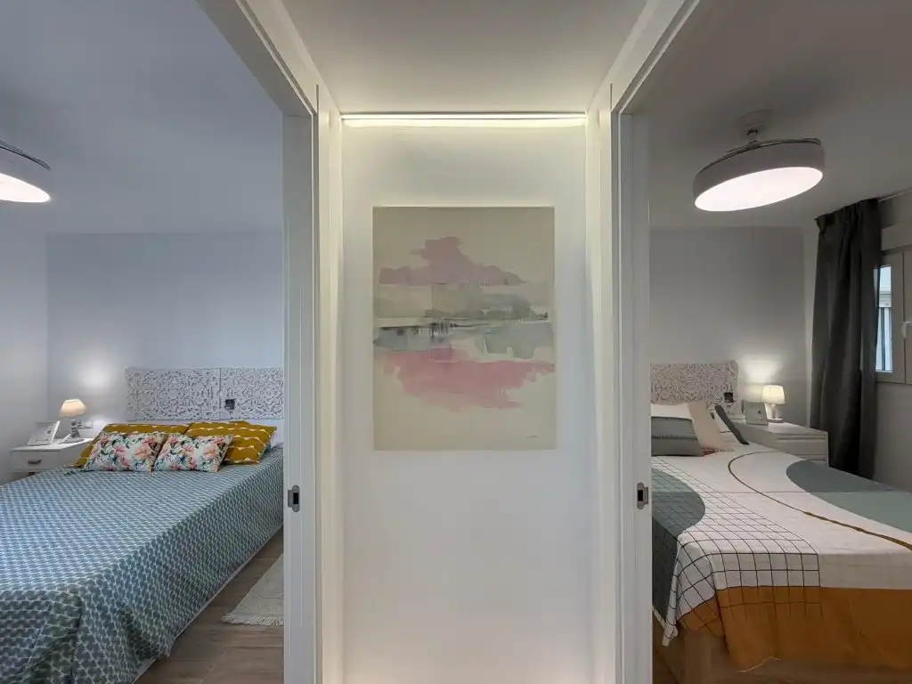 Dormitori de Apartament en venda en Torrevieja amb Aire condicionat, Jardí privat i Piscina
