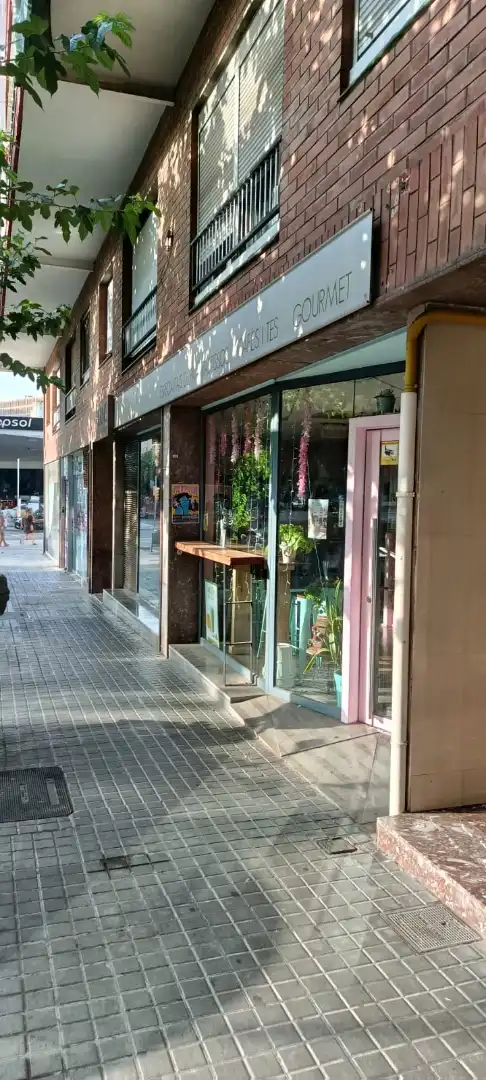 Local de lloguer en L'Hospitalet de Llobregat