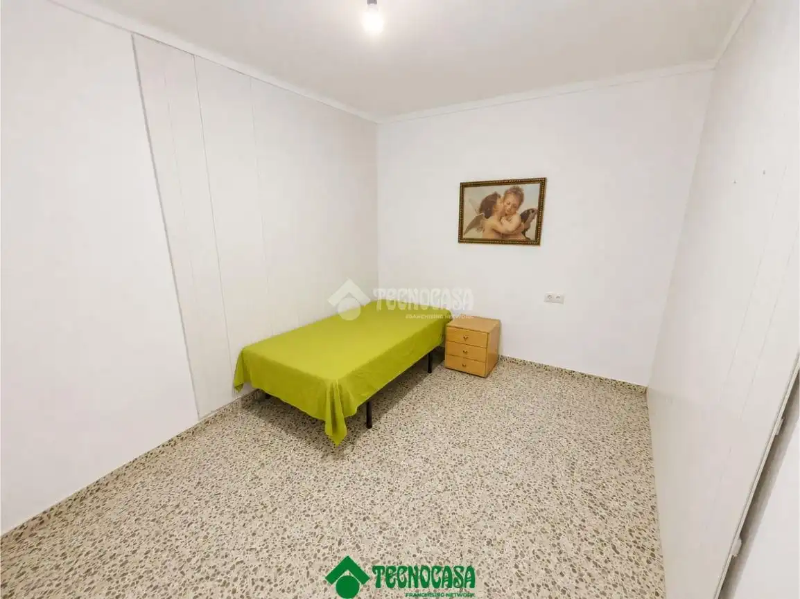 Habitación de Casa adosada en venta en Adamuz