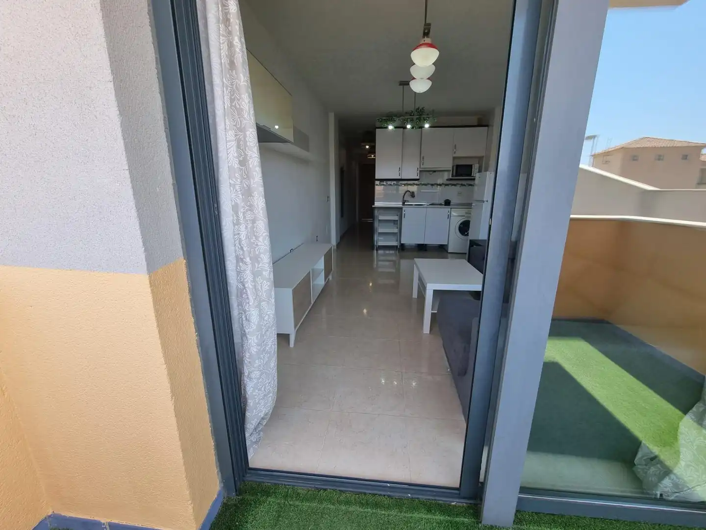Estudio de alquiler en Vícar con Jardín privado, Terraza y Amueblado