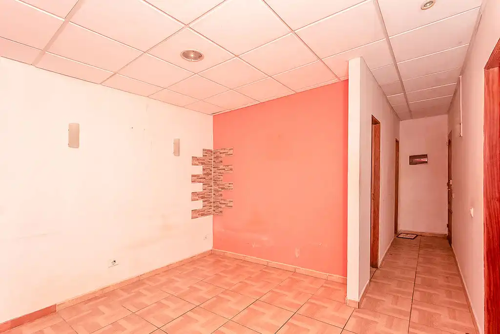 Piso en venta en C/ Gregorio Gutierrez, Miller