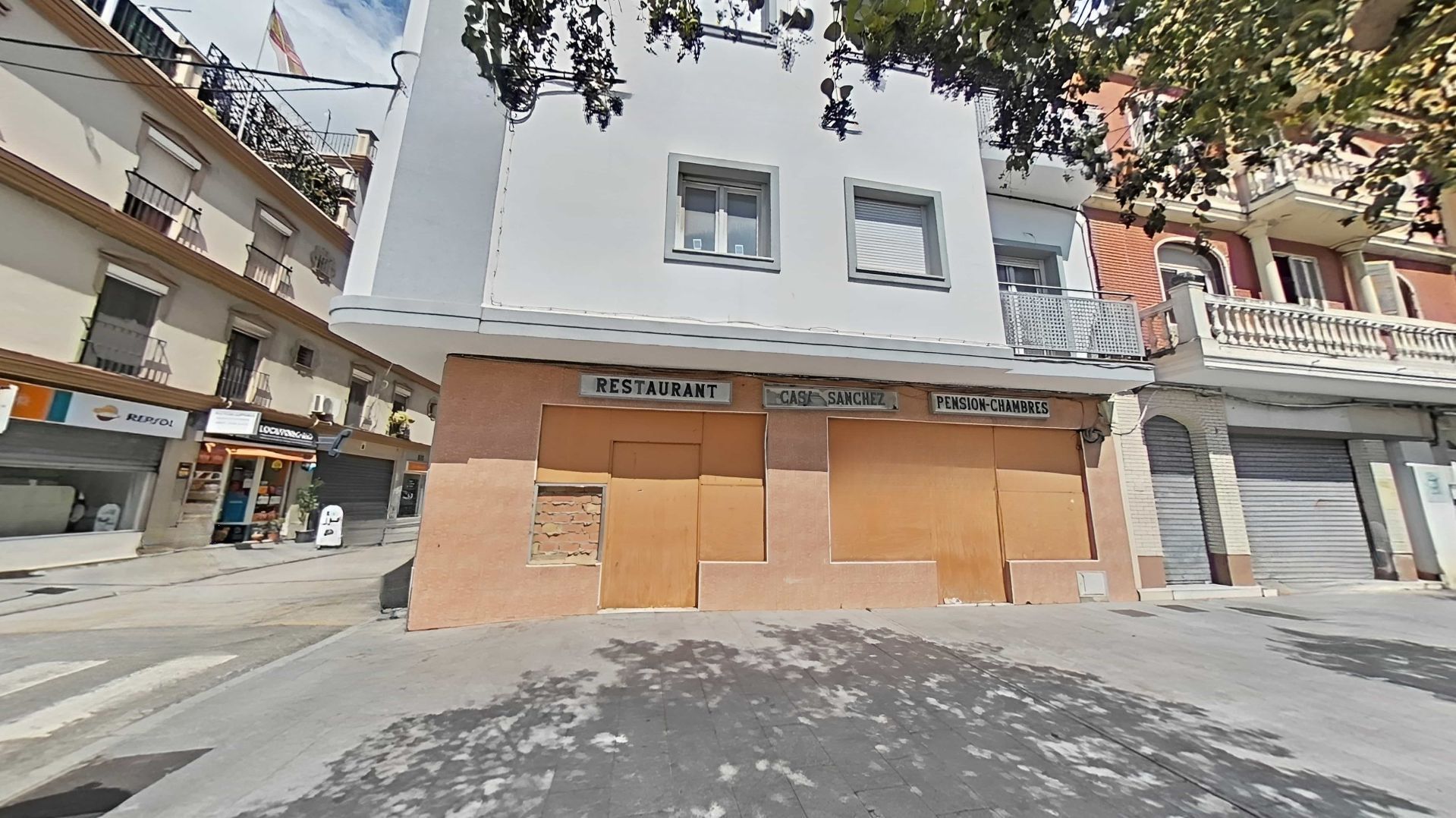 Vista exterior de Local de lloguer en Algeciras