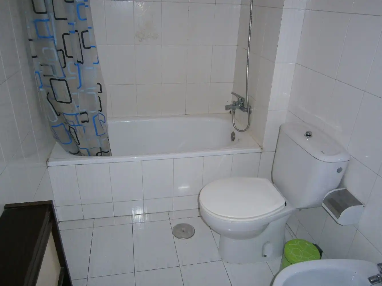 Baño de Apartamento de alquiler en Santiago de Compostela  con Calefacción y Amueblado