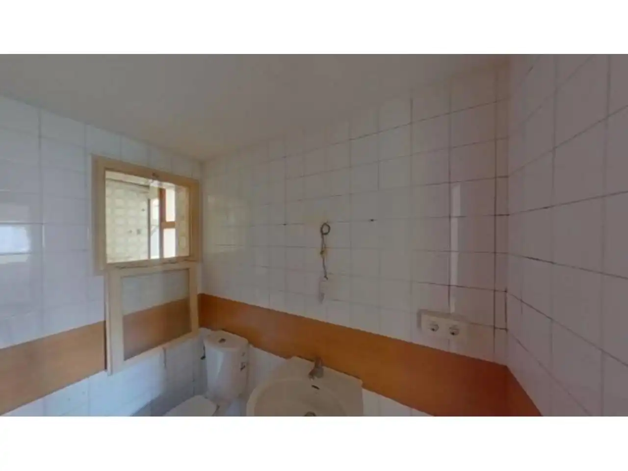 Baño de Piso en venta en Salt