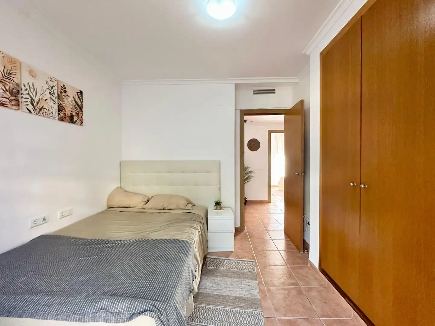 Dormitori de Casa adosada de lloguer en Alzira amb Jardí privat, Terrassa i Moblat