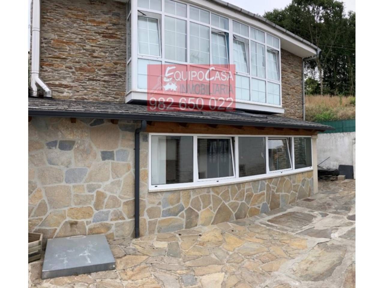 Exterior view of House or chalet for sale in Lugo Capital  with Parquet flooring and Furnished