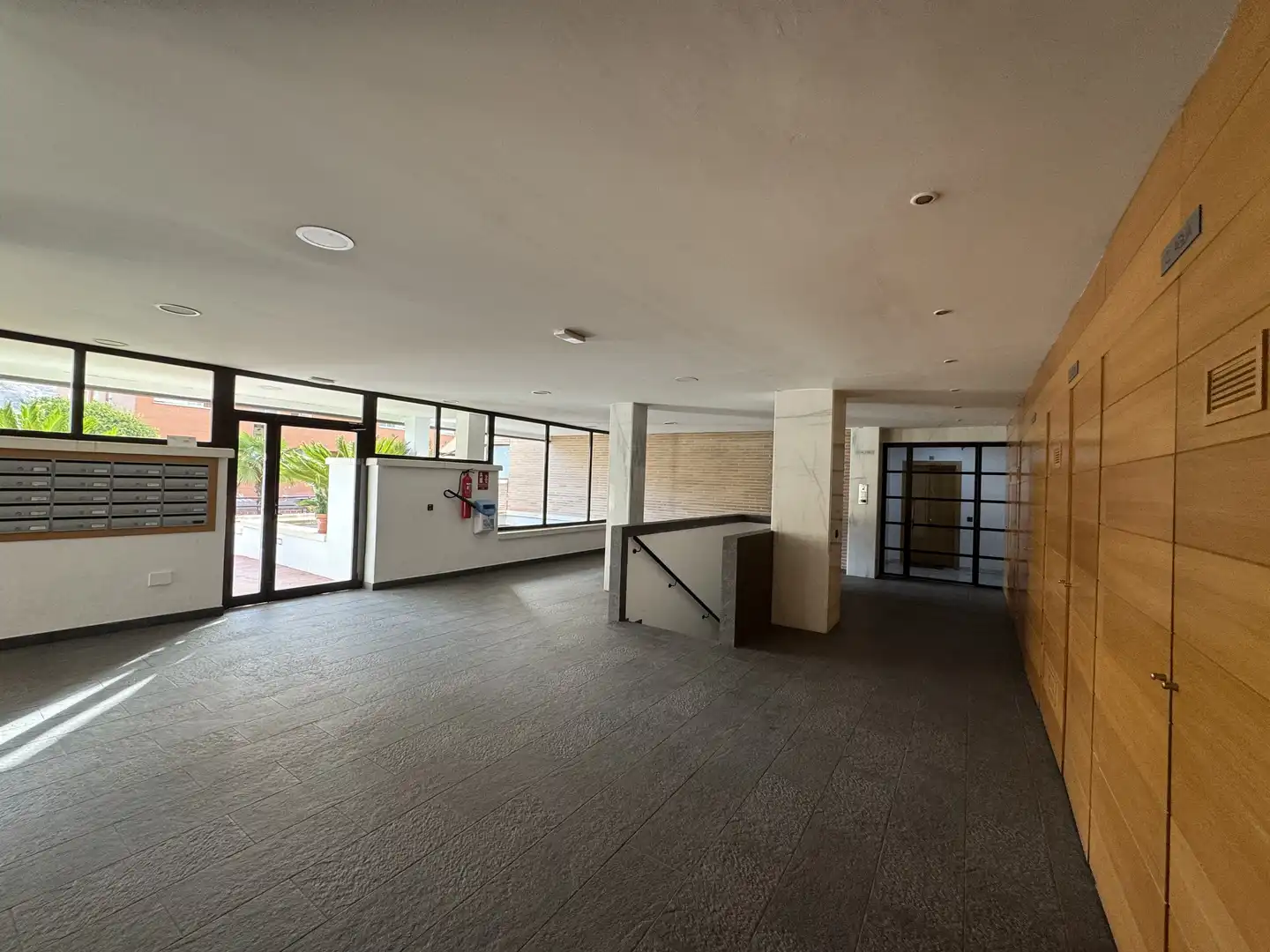 Piso en venta en  Granada Capital con Aire acondicionado, Terraza y Piscina