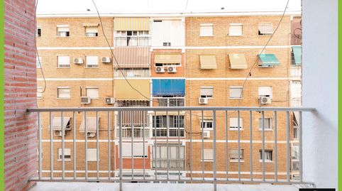 Foto 4 de Piso en venta en Calle Calle Ibrahín, Parque Victoria Eugenia, Málaga Capital