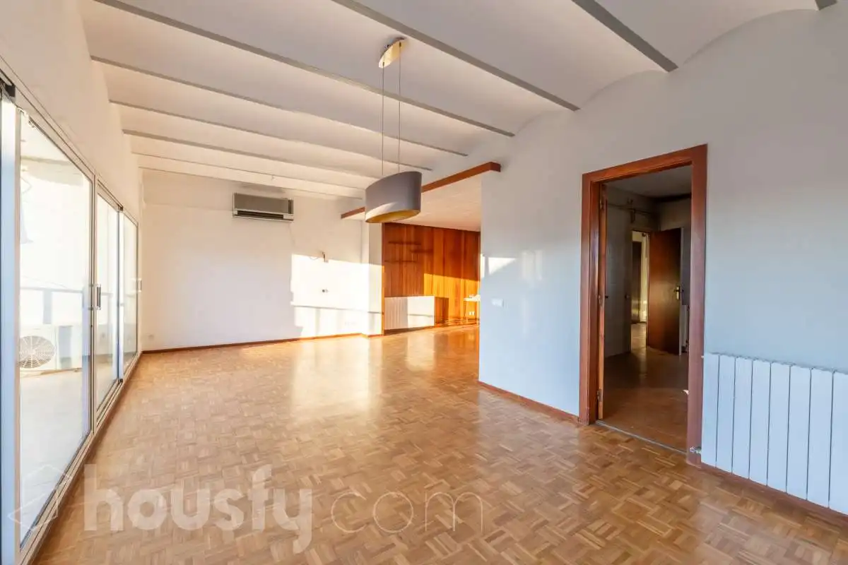 Duplexes for sale in RB SALVADOR SAMA, Centre Vila