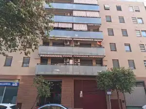 Appartamento con terrazza in vendita a Carrer de les Ones