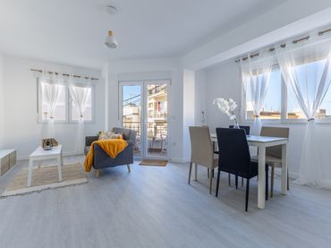 Piso con balcón en venta en Almenara