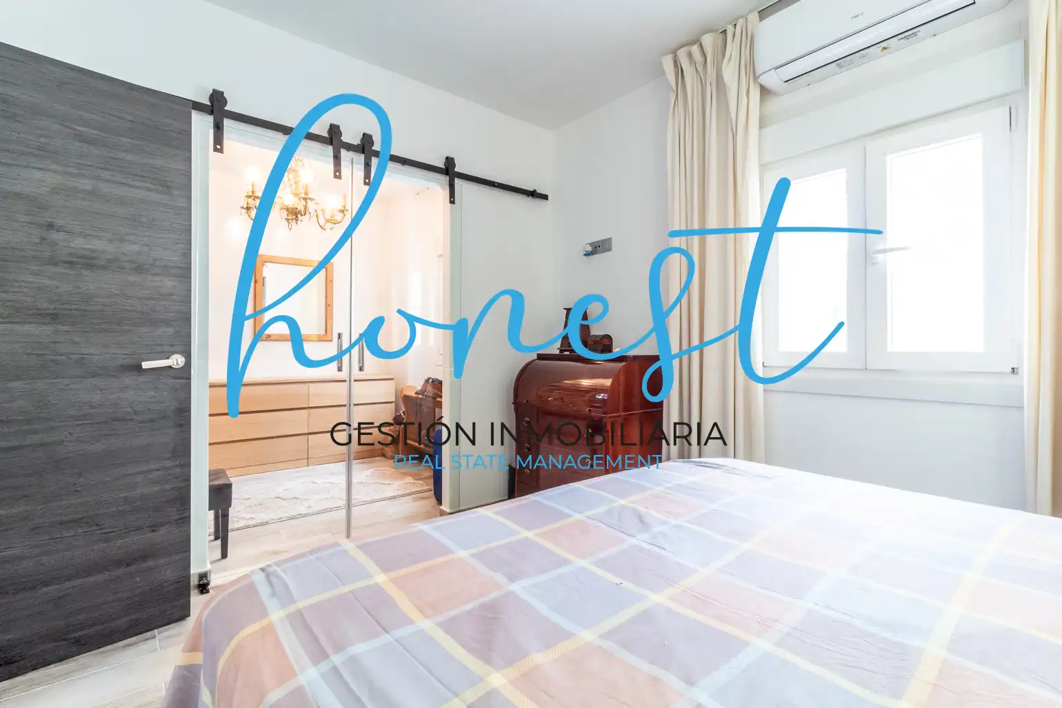 Habitación de Casa o chalet en venta en Torremolinos con Aire acondicionado y Amueblado