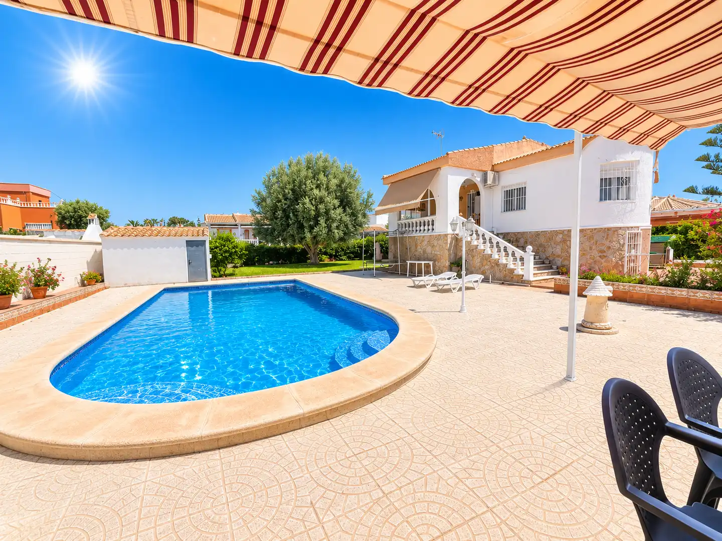 Chalet con piscina en venta en N/A, imagen 3