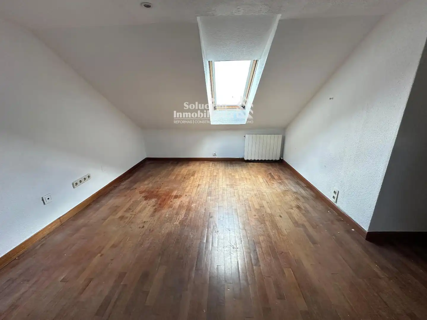 Casa adosada en venta en Cabrerizos con Calefacción, Terraza y Piscina