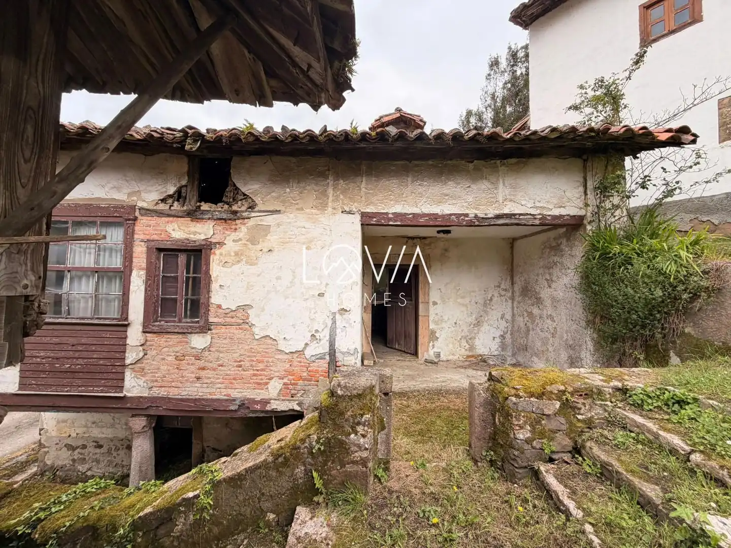 Vista exterior de Casa o xalet en venda en Pravia amb Jardí privat