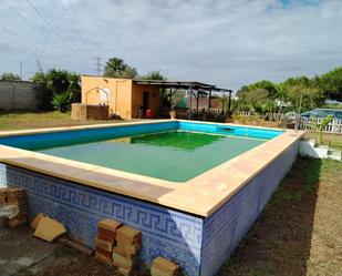 Piscina de Casa o xalet en venda en Utrera amb Jardí privat i Piscina comunitària