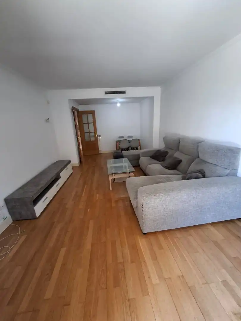 Wohnzimmer von Wohnung zur Miete in Villaviciosa de Odón mit Klimaanlage, Heizung und Parkett