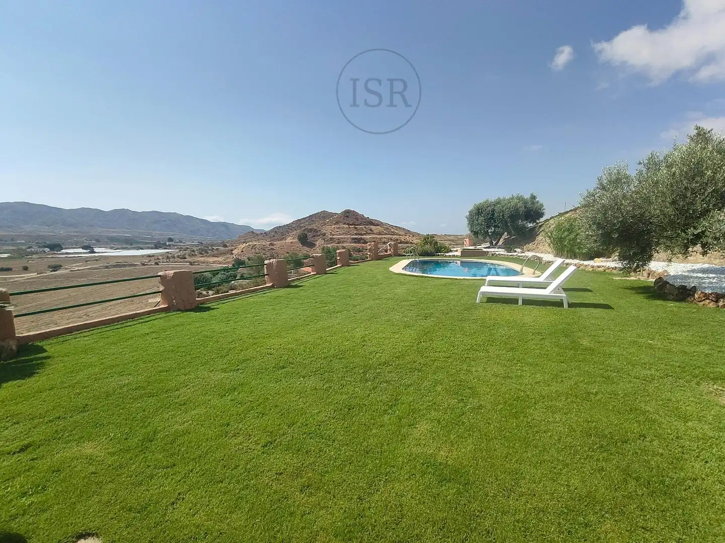 Jardí de Casa o xalet en venda en Cuevas del Almanzora amb Aire condicionat, Jardí privat i Terrassa