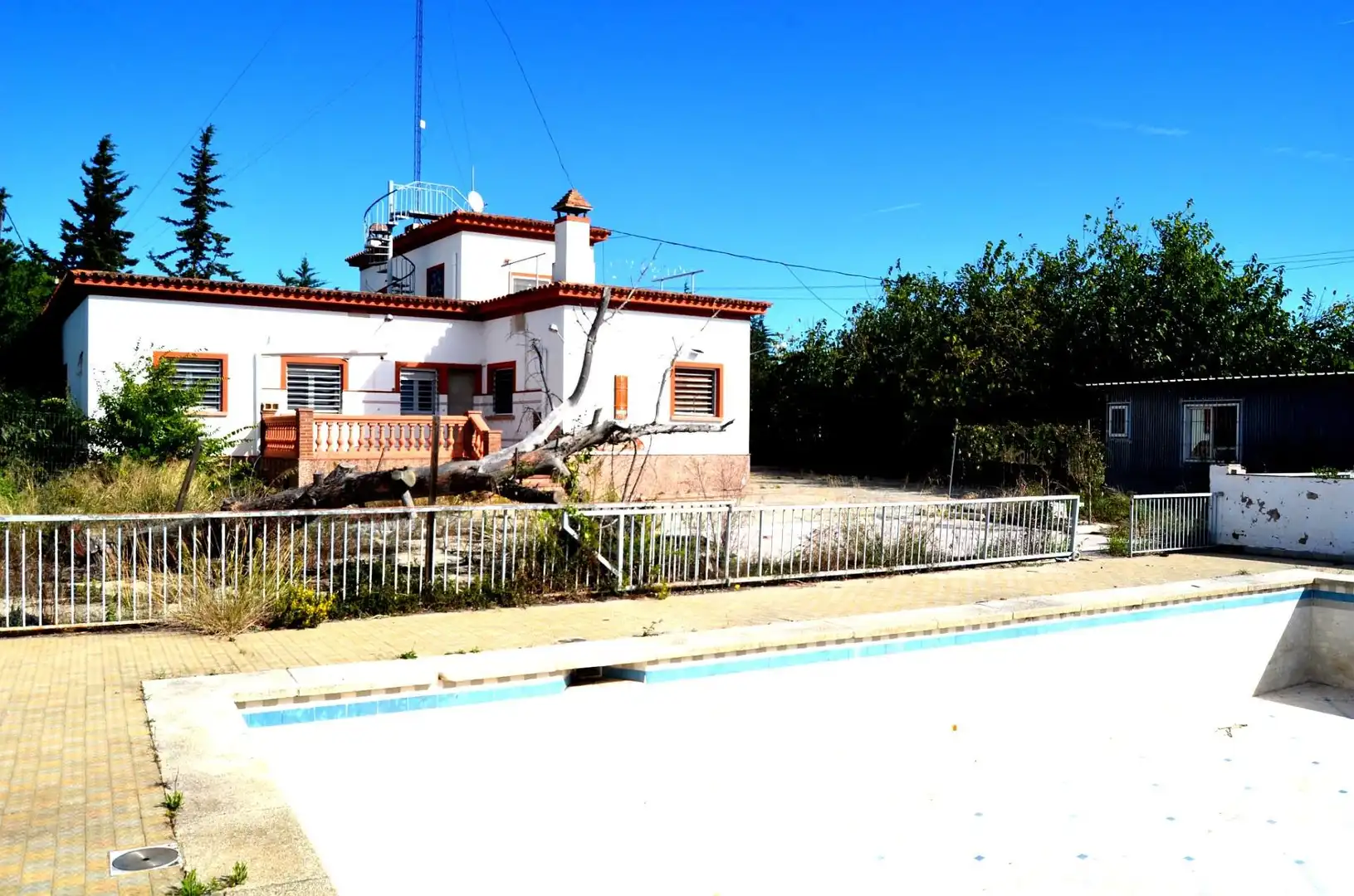 Vista exterior de Casa o xalet en venda en Ponent