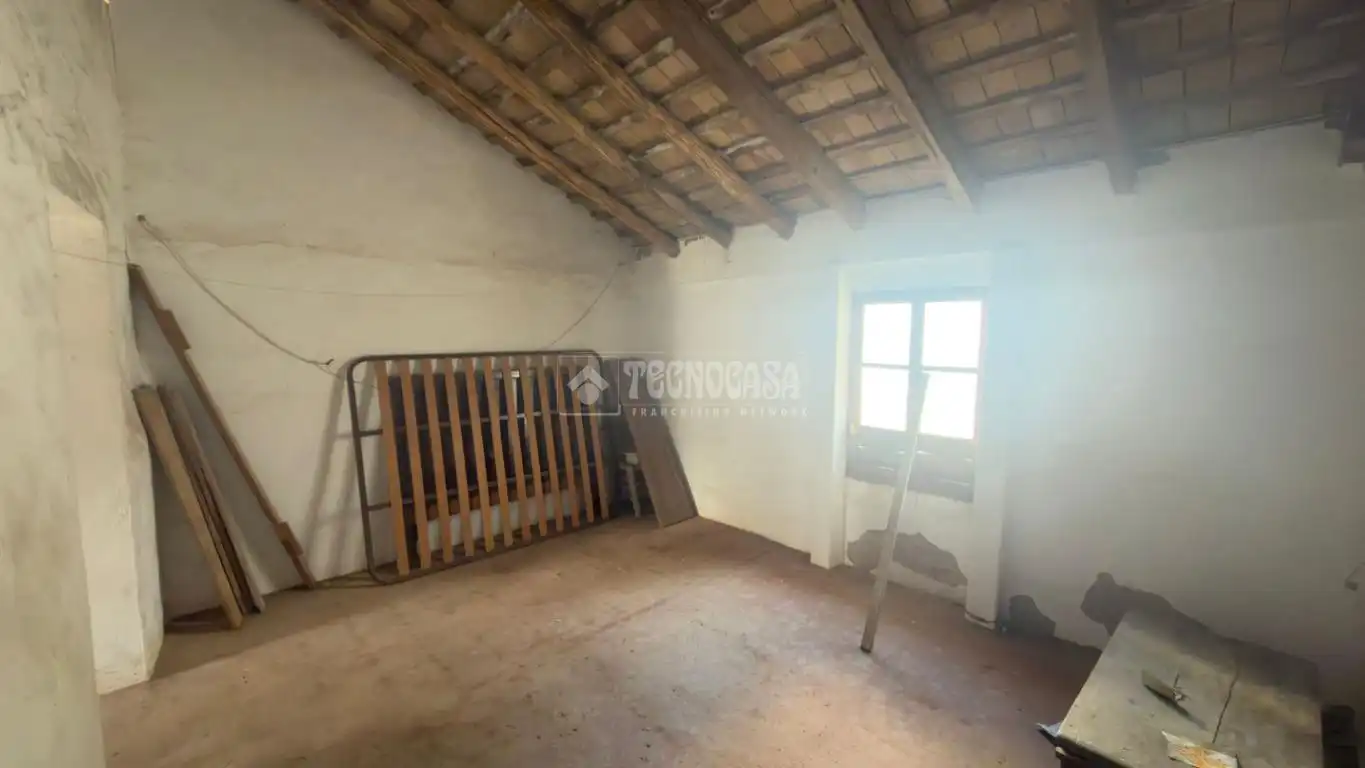 Casa o chalet en venta en La Lantejuela  con Balcón