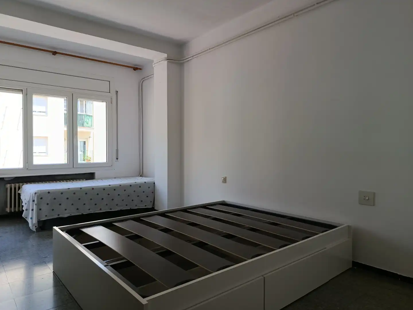 Schlafzimmer von Wohnung zum Verkauf in Girona mit Heizung, Terrasse und Balkon