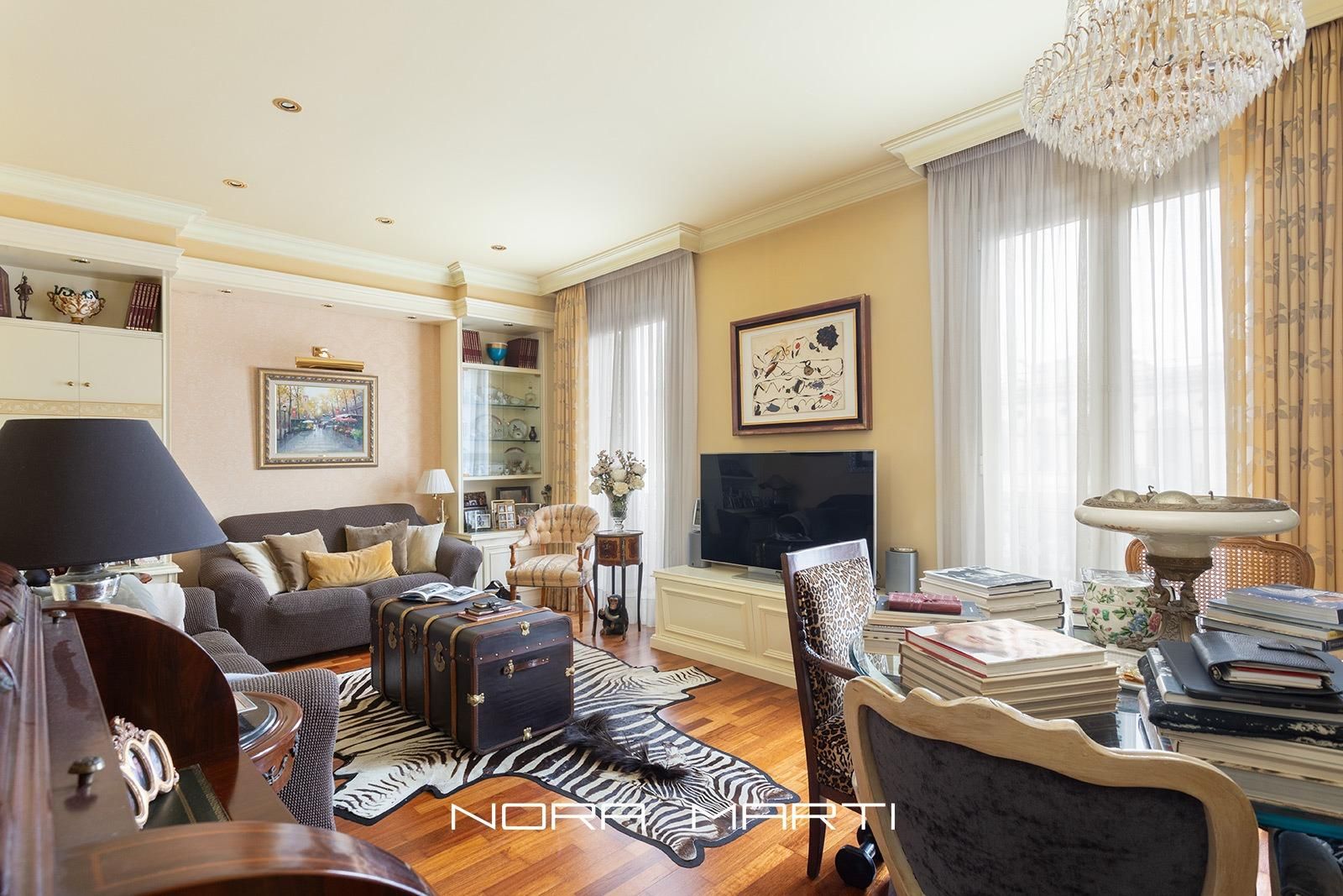 Living room of Flat for sale in  Barcelona Capital  with Air Conditioner, Heating and Balcony