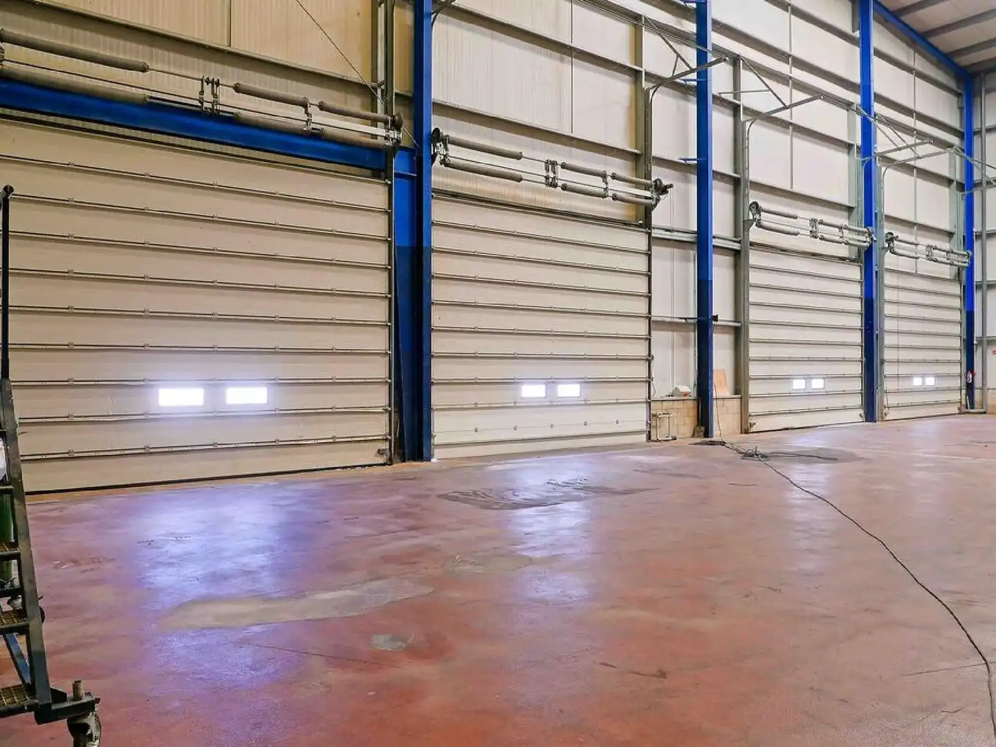 Vista exterior de Nave industrial en venta en Tarancón