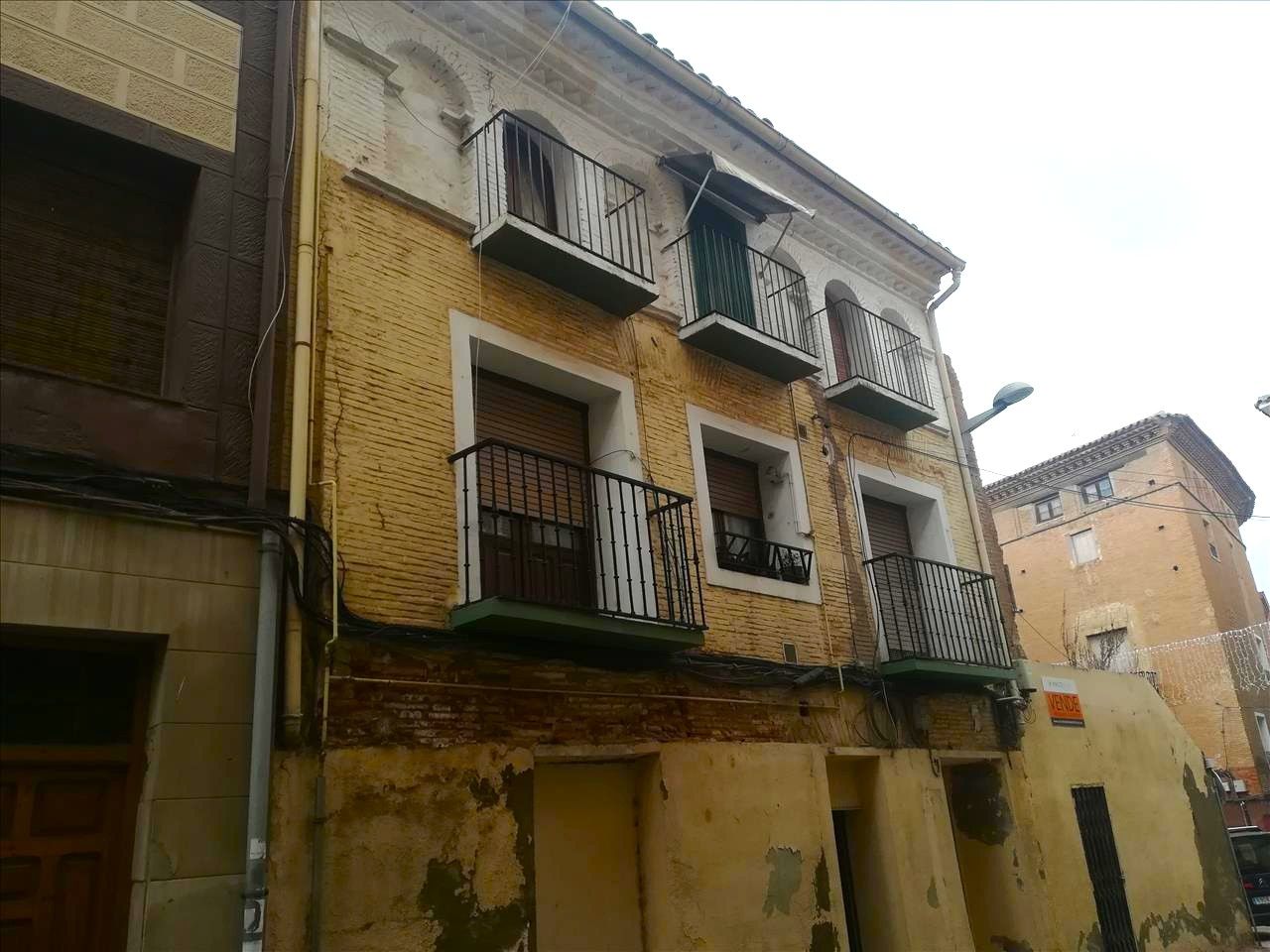 Vista exterior de Piso en venta en Alfaro
