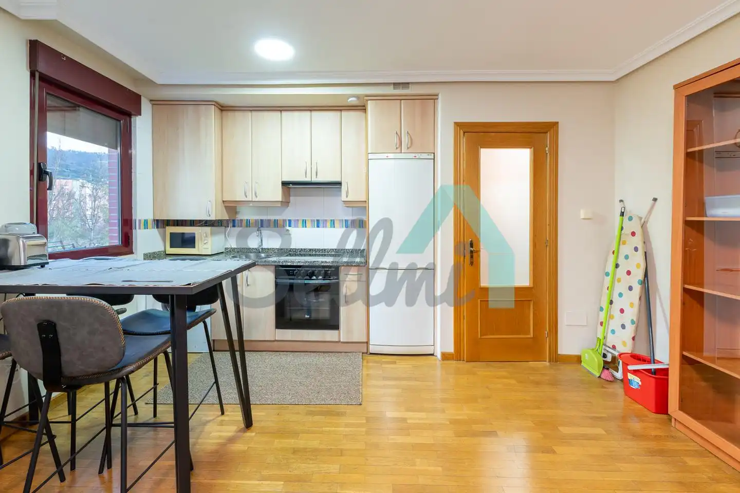 Kitchen of Flat for rent in Oviedo   with Heating, Parquet flooring and Furnished