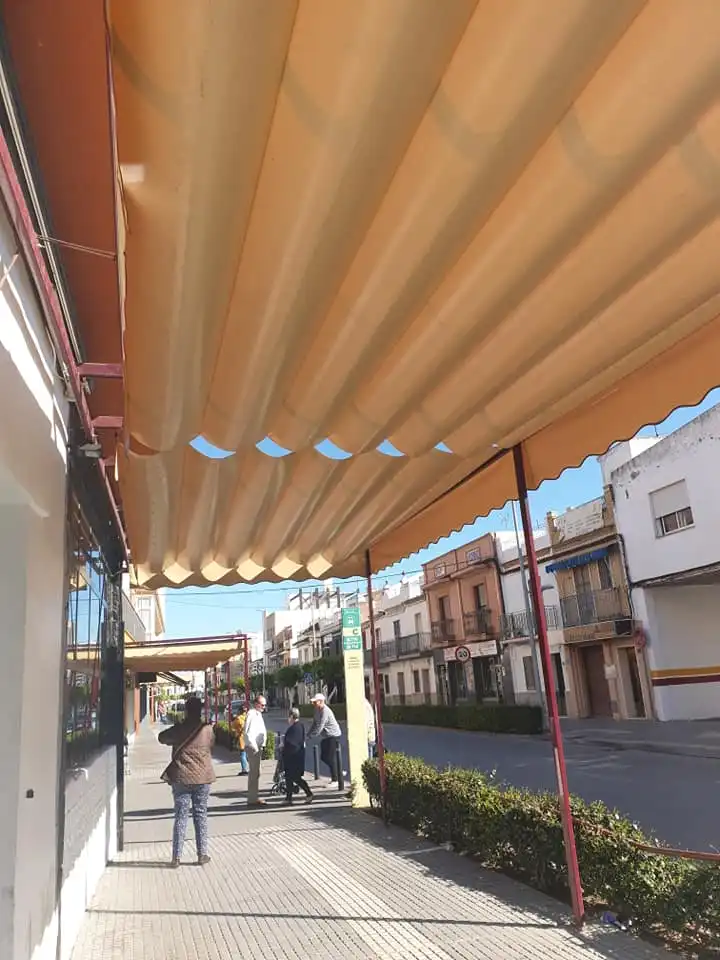 Local de alquiler en Avenida Primero de Mayo, 70, La Algaba