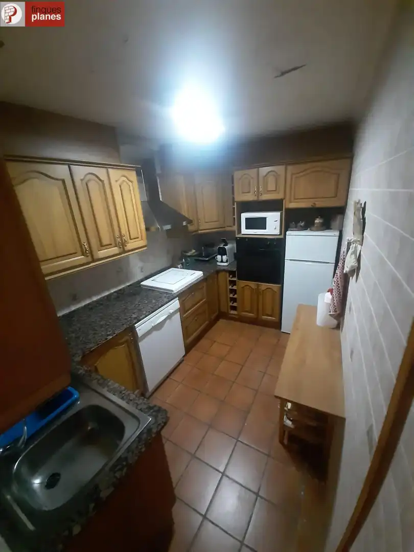 Cuina de Casa adosada en venda en Organyà amb Calefacció i Balcó