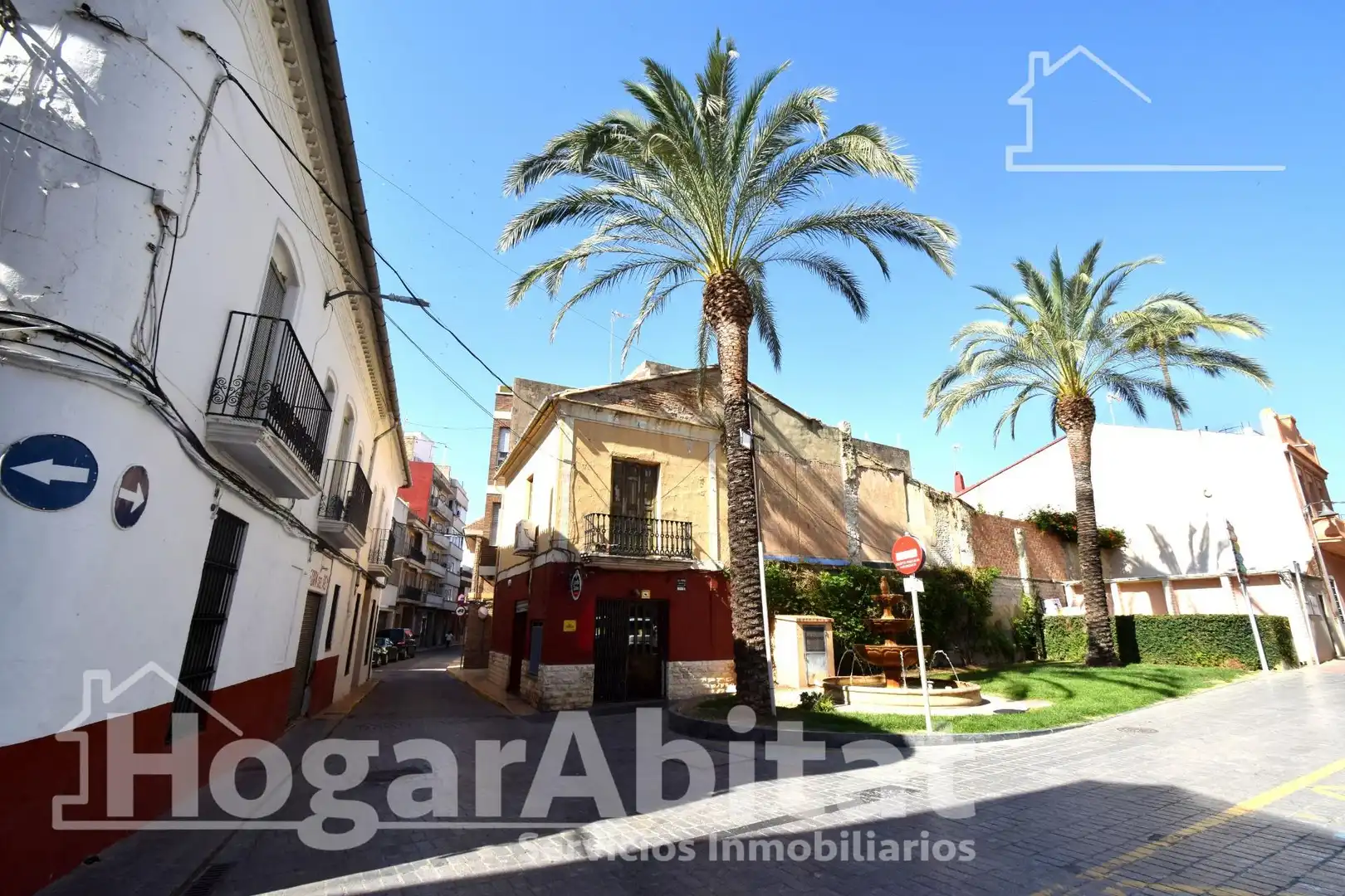 Exterior view of Houses for sale in Catarroja  with Terrace
