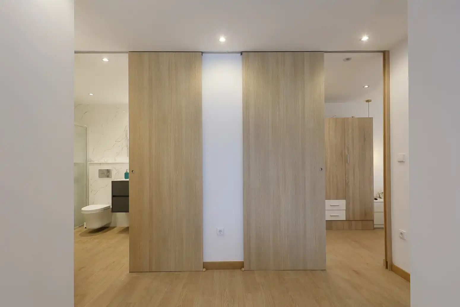 Habitación de Piso de alquiler en Gijón  con Calefacción y Amueblado