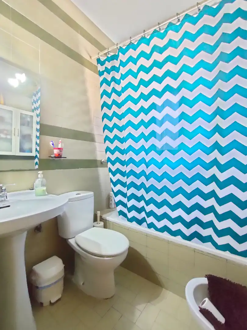 Bathroom of Houses for sale in Godelleta  with Air Conditioner, Private garden and Terrace