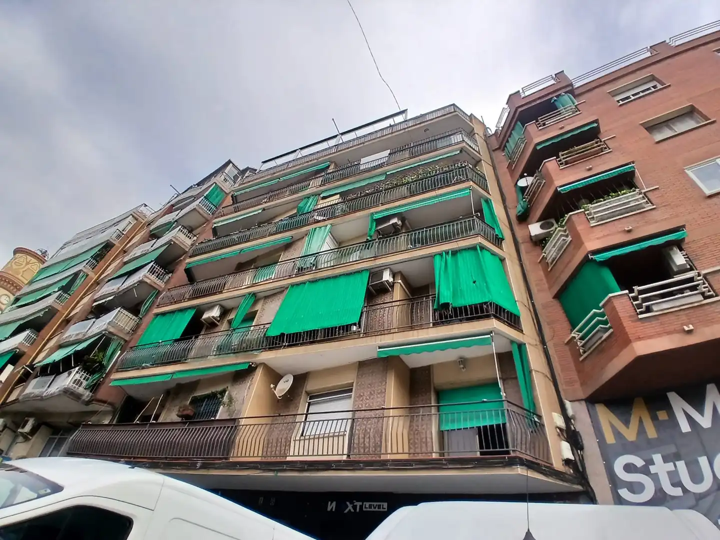 Vista exterior de Pis en venda en Badalona