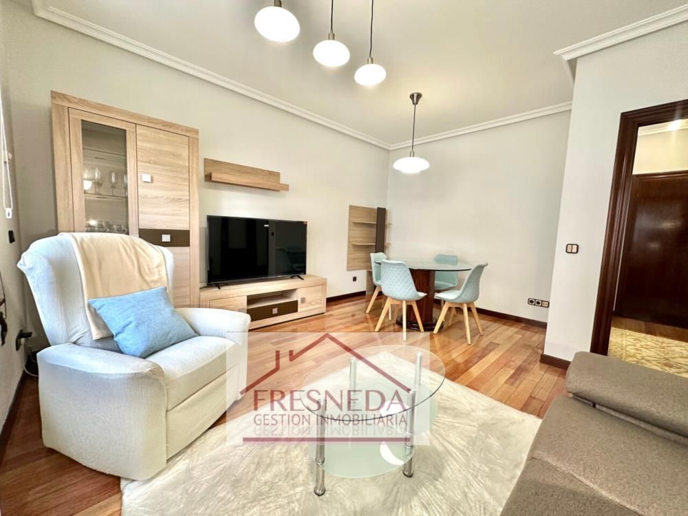 Flat to rent in Calle de la Independencia, Parque San Francisco - Uría