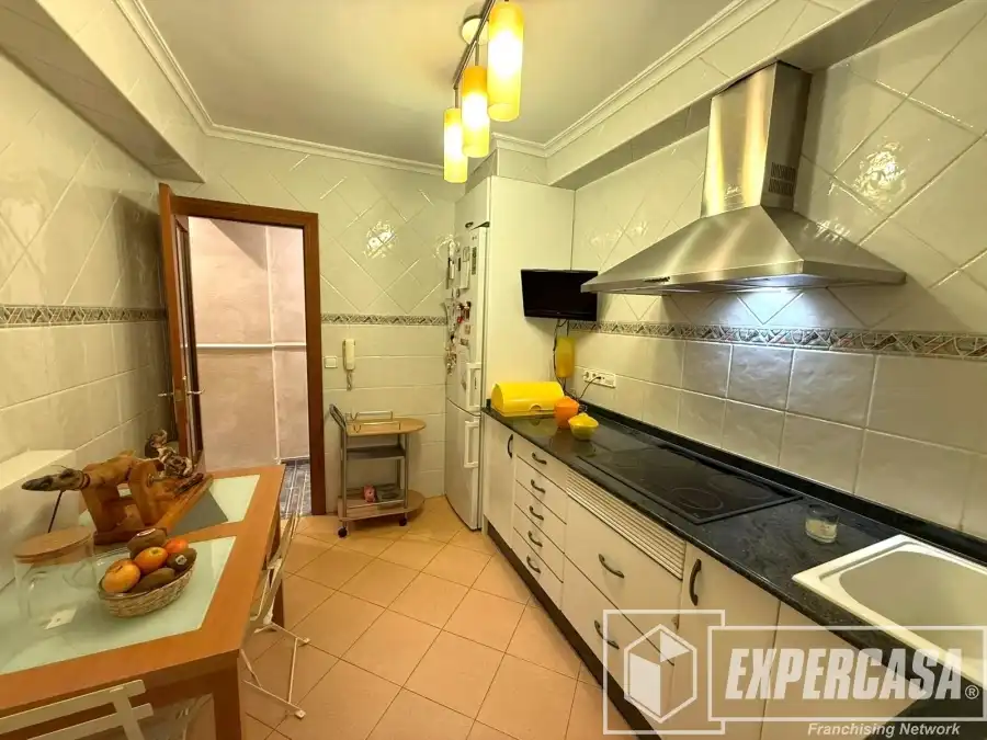 Appartamento con ascensore in vendita a Calle Duc de Llíria 60, imagen 10
