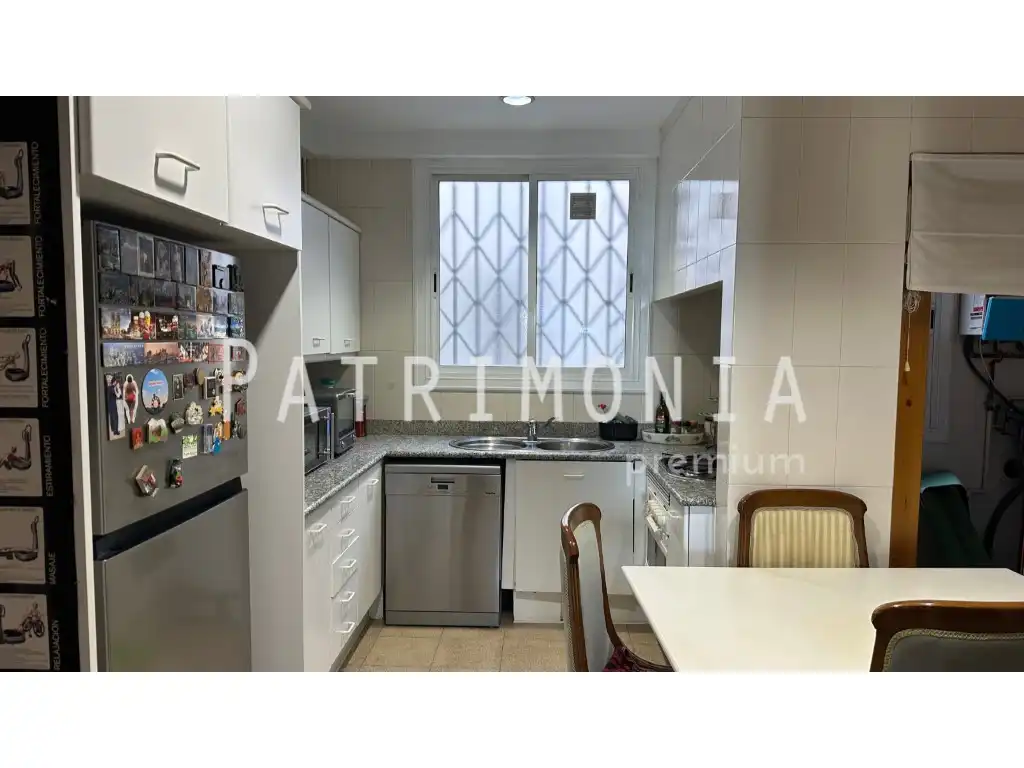 Cocina de Ático en venta en Barcelona