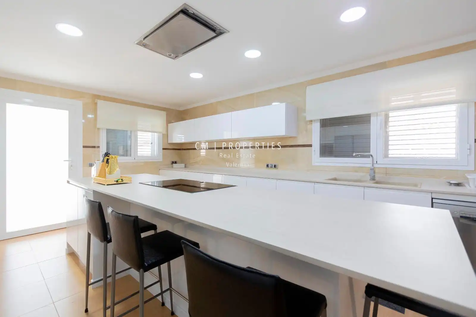 Houses for sale in Malaga, Entrepinos