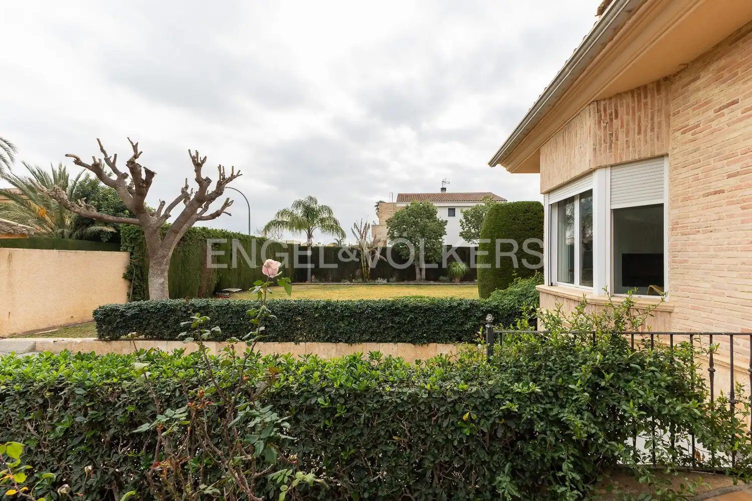 Exterior view of Houses for sale in L'Eliana  with Air Conditioner, Heating and Private garden