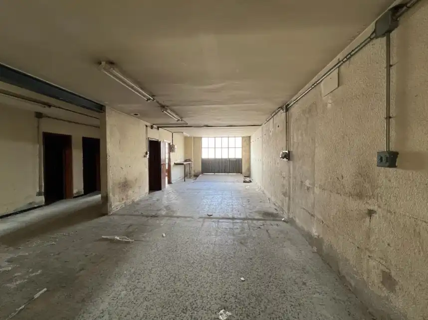 Nave industrielle à vendre à Carrer Josep Grabulosa, imagen 3