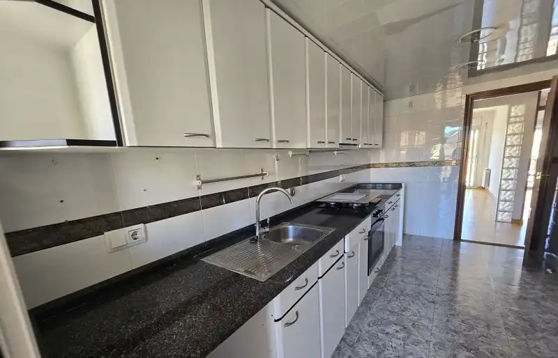 Cocina de Dúplex en venta en Rubí con Parquet y Terraza